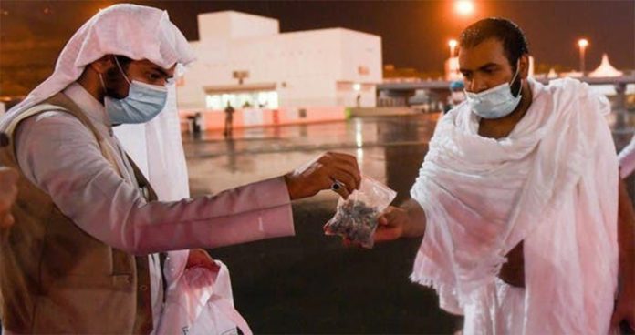حجاج کرام کو جمرات کے لئے جراثیم سے پاک کنکریاں